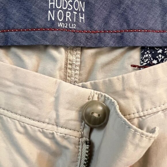 3 Chinos - Picture 1 of 6